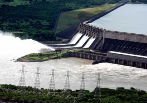 Governo Temer ignora protestos e privatiza hidrelétricas da Cemig